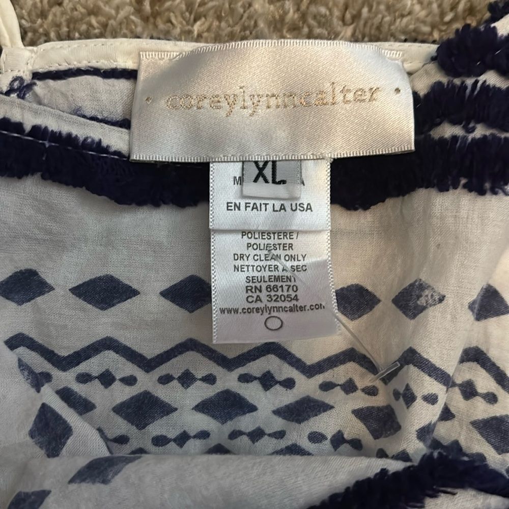 Corey Lynn Calter - White & Blue Dress W/ Diamond Pattern & Texture XL - Picture 2 of 8